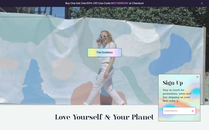 Evewear - Sustainable Sleepwear for Dreamers - YOUAREMADEOFSTARS website preview