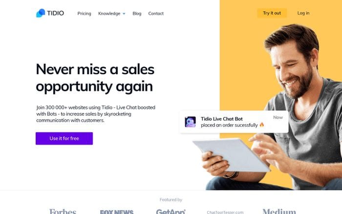 Tidio Live Chat | Free Livechat Solution website preview